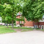 Entire Bachelor Unit En-Suite Uptown Waterloo - E5