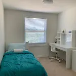 Room At Westcourt Place Near Uw