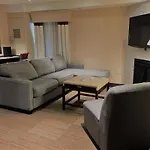 Waterloo Suites Hotel, Trademark Collection By Wyndham