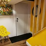 Waterloo Private 1 Bedroom Near University