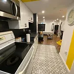 Waterloo Private 1 Bedroom Near University