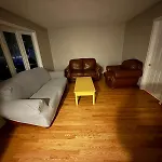 Room Near University Of Waterloo-Kitcehener-Downtown