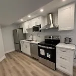 One-Bedroom Unit At Vista Hill