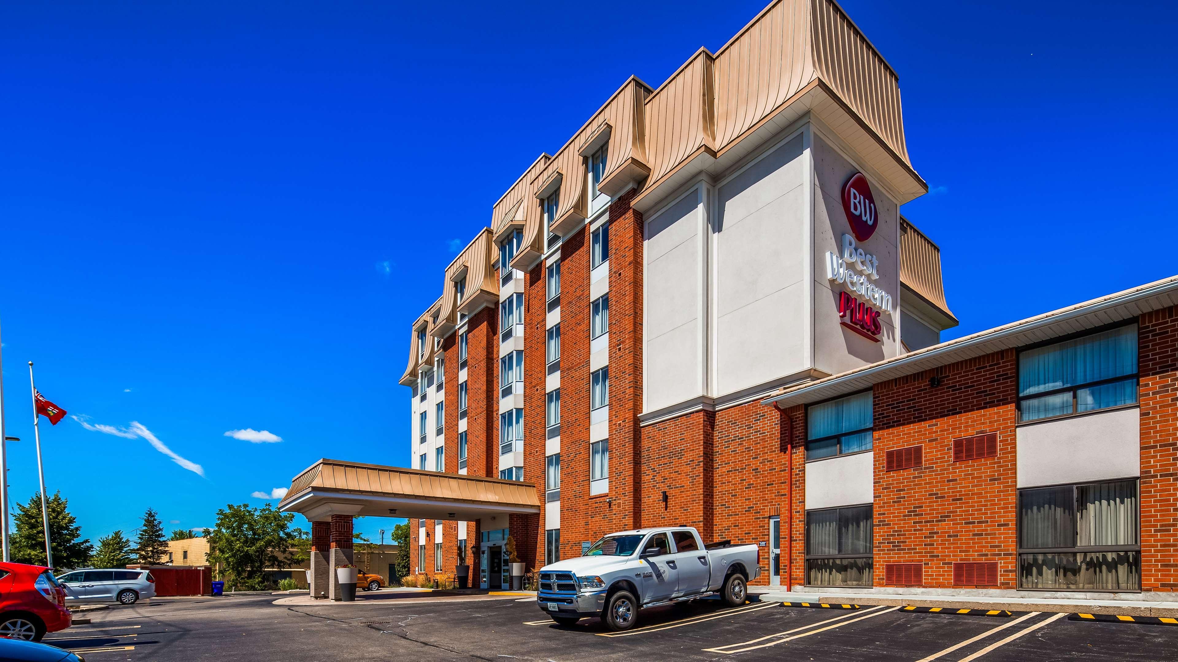 Western Hotel 4*
