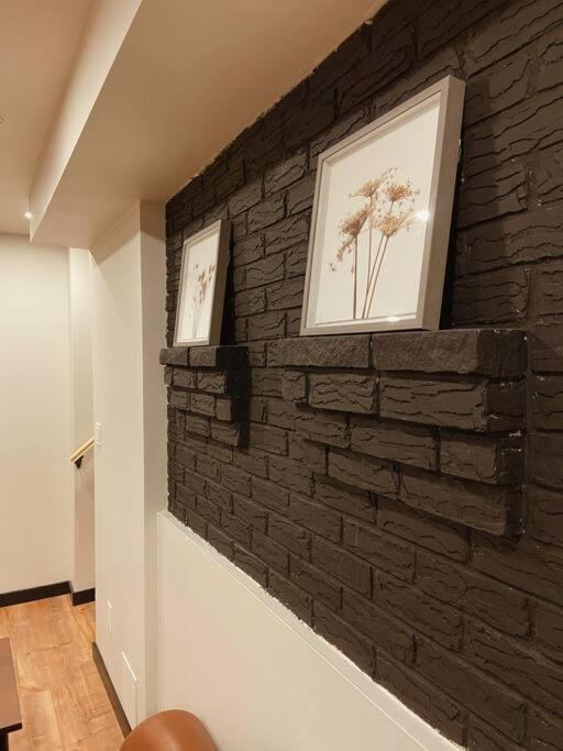 1-bedroom Basement In Uptown *