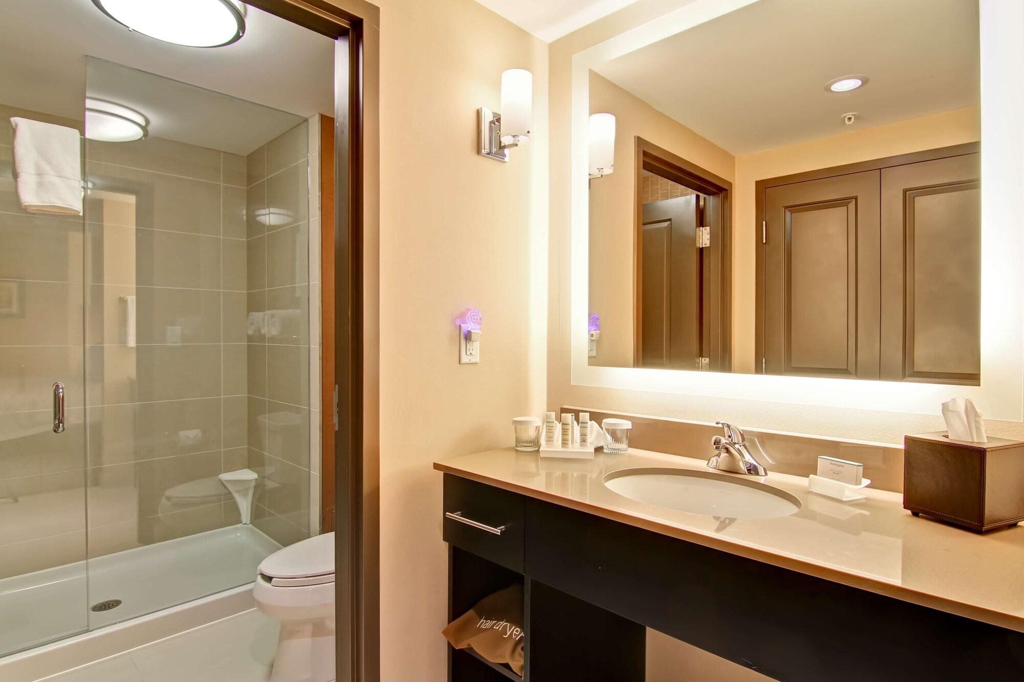 Homewood By Hilton Waterloo/st. Jacobs Hotel