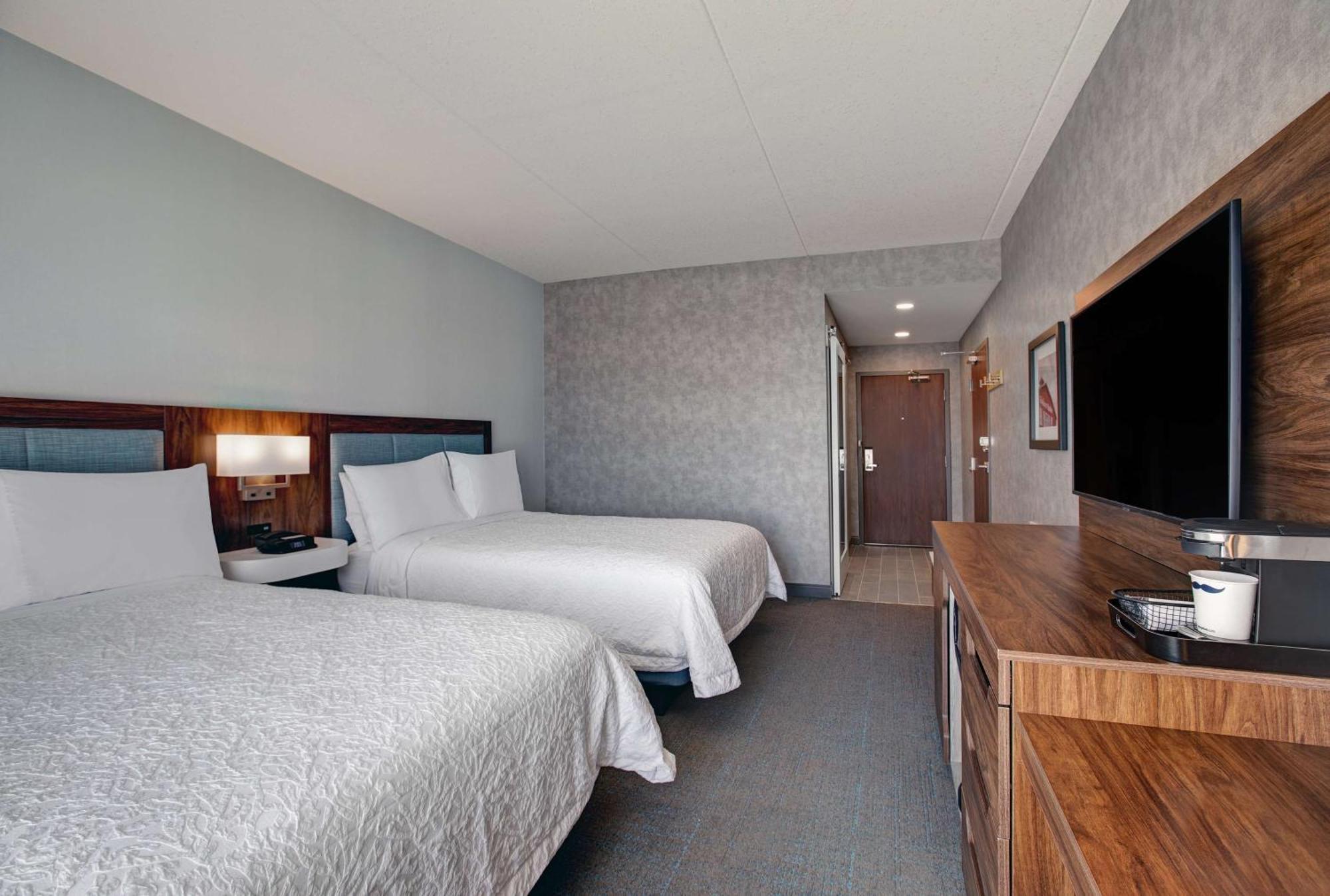 Hampton & By Hilton St. Jacobs Hotel Waterloo