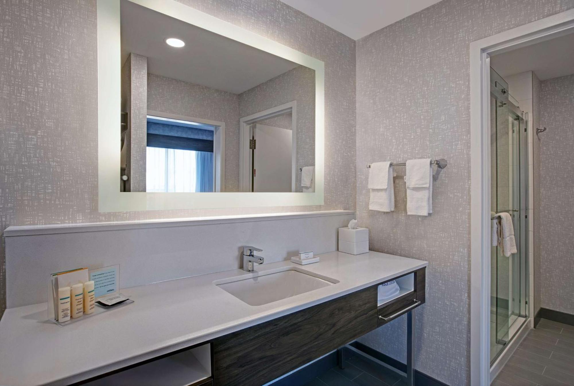 Hampton & By Hilton St. Jacobs Hotel 3*