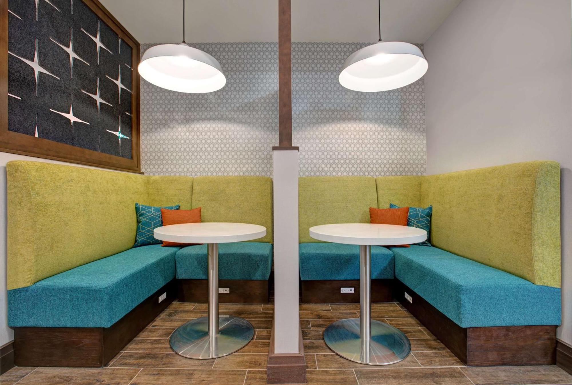 Hotel Hampton & By Hilton St. Jacobs Waterloo
