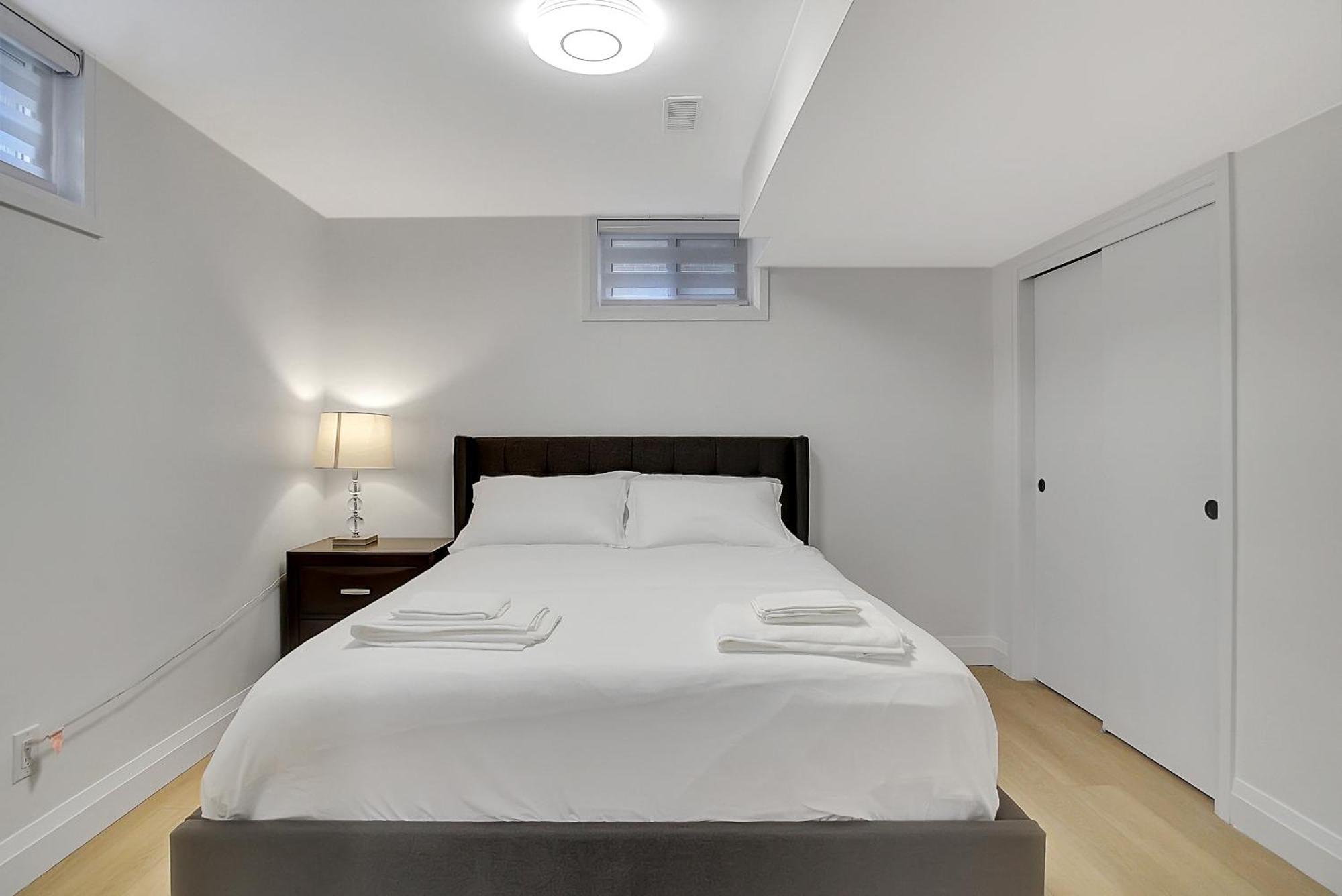 New Two Bedroom In Apartment Waterloo