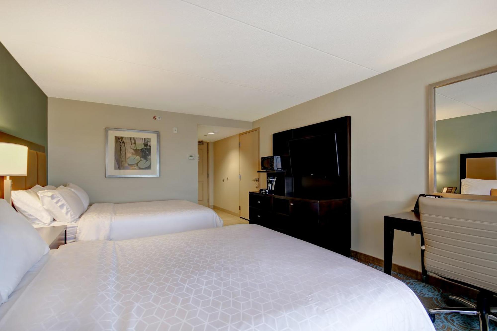 Express & - St. Jacobs Area By Ihg Hotel 2*