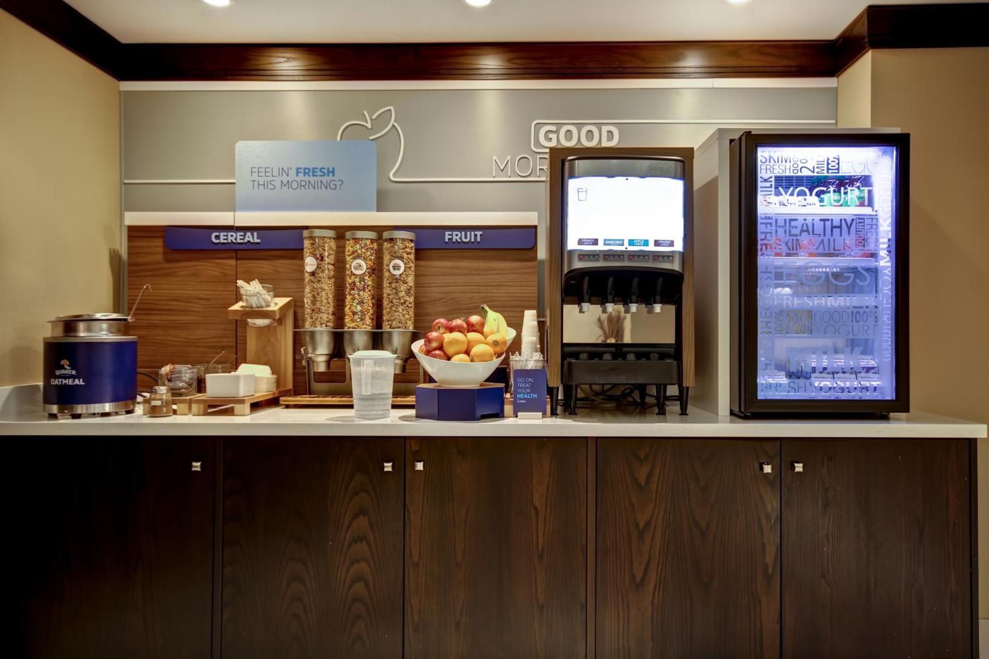 Express & - St. Jacobs Area By Ihg 2*