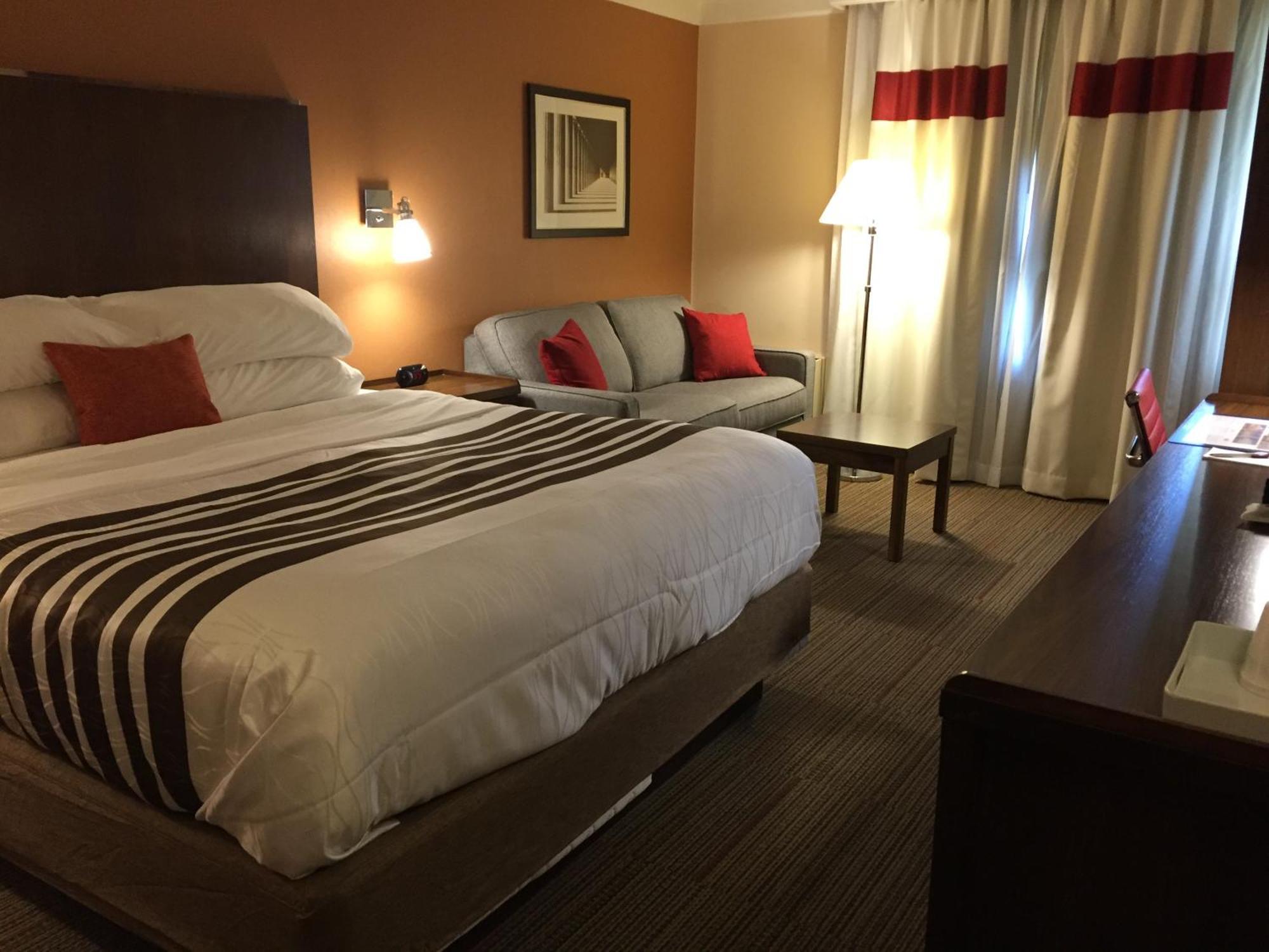 Hotel Hotel, Trademark Collection By Wyndham Waterloo