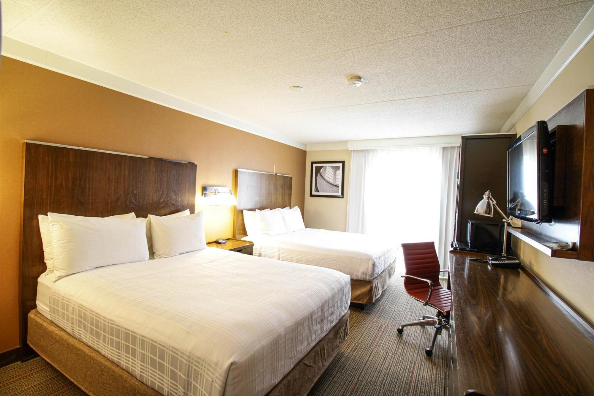 Hotel Hotel, Trademark Collection By Wyndham Waterloo
