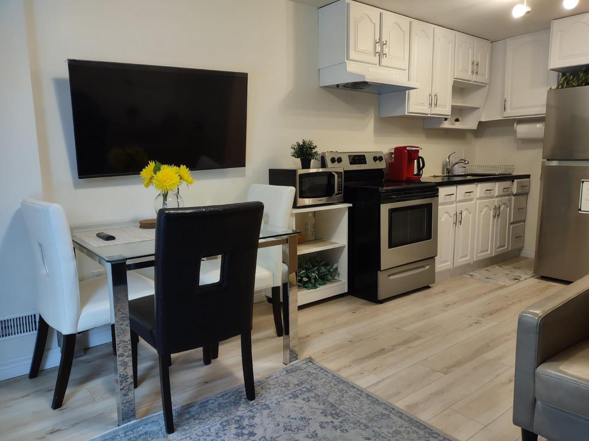 Apartamento Basement Near 24-7 Restraints *