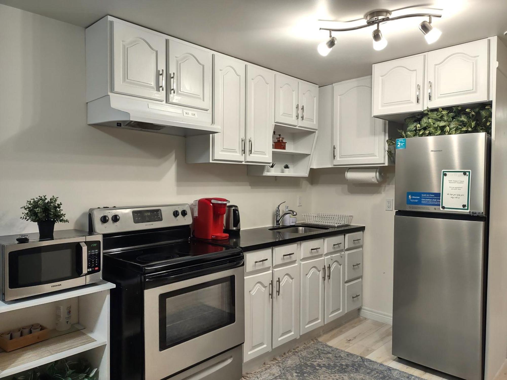 Apartamento Basement Near 24-7 Restraints