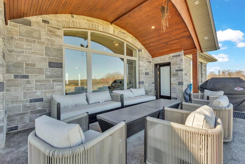 Holiday home Private Getaway With Hot Tub
