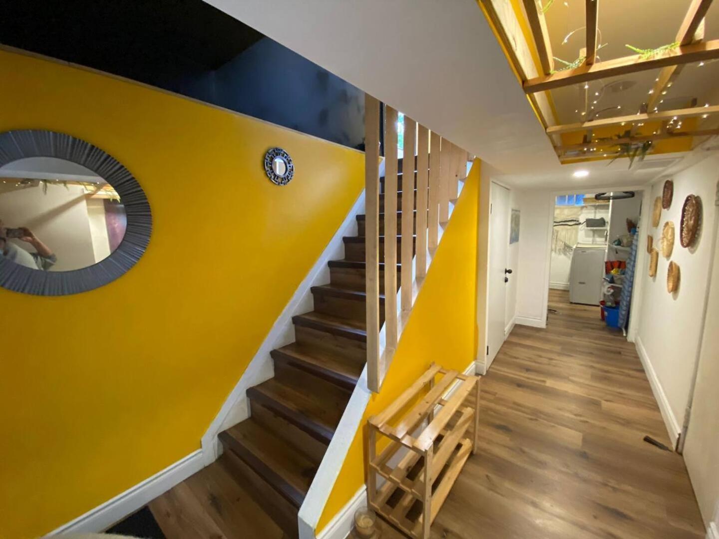 Private 1 Bedroom Near Apartment