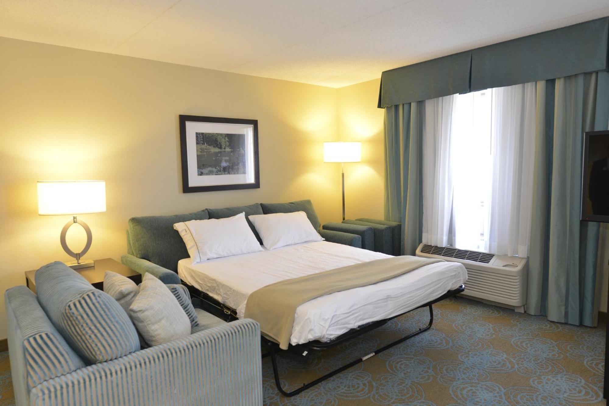 Express & - St. Jacobs Area By Ihg Hotel