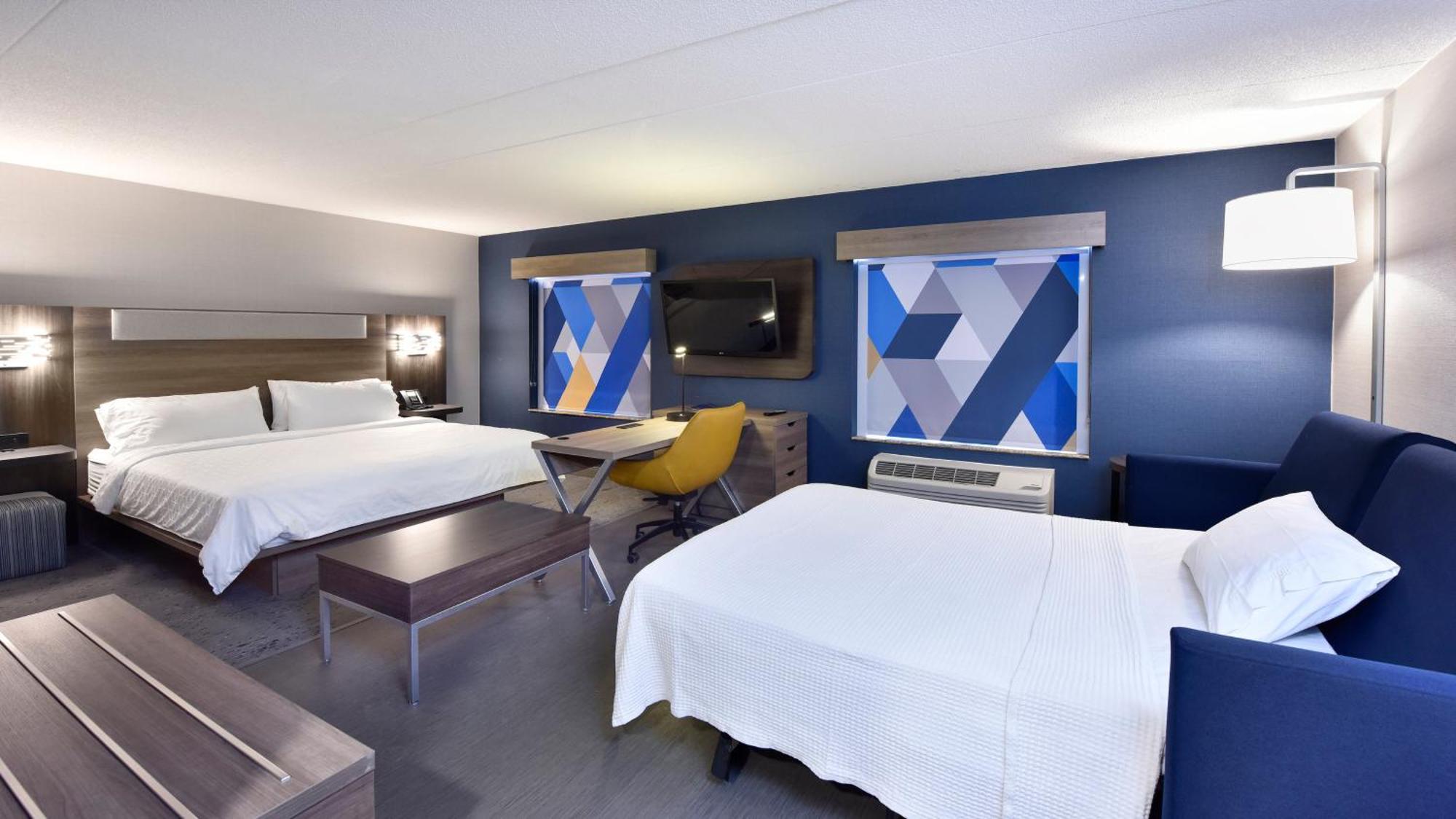 Express & - St. Jacobs Area By Ihg Hotel