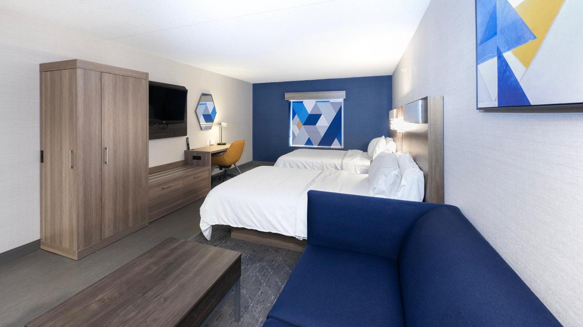 Express & - St. Jacobs Area By Ihg