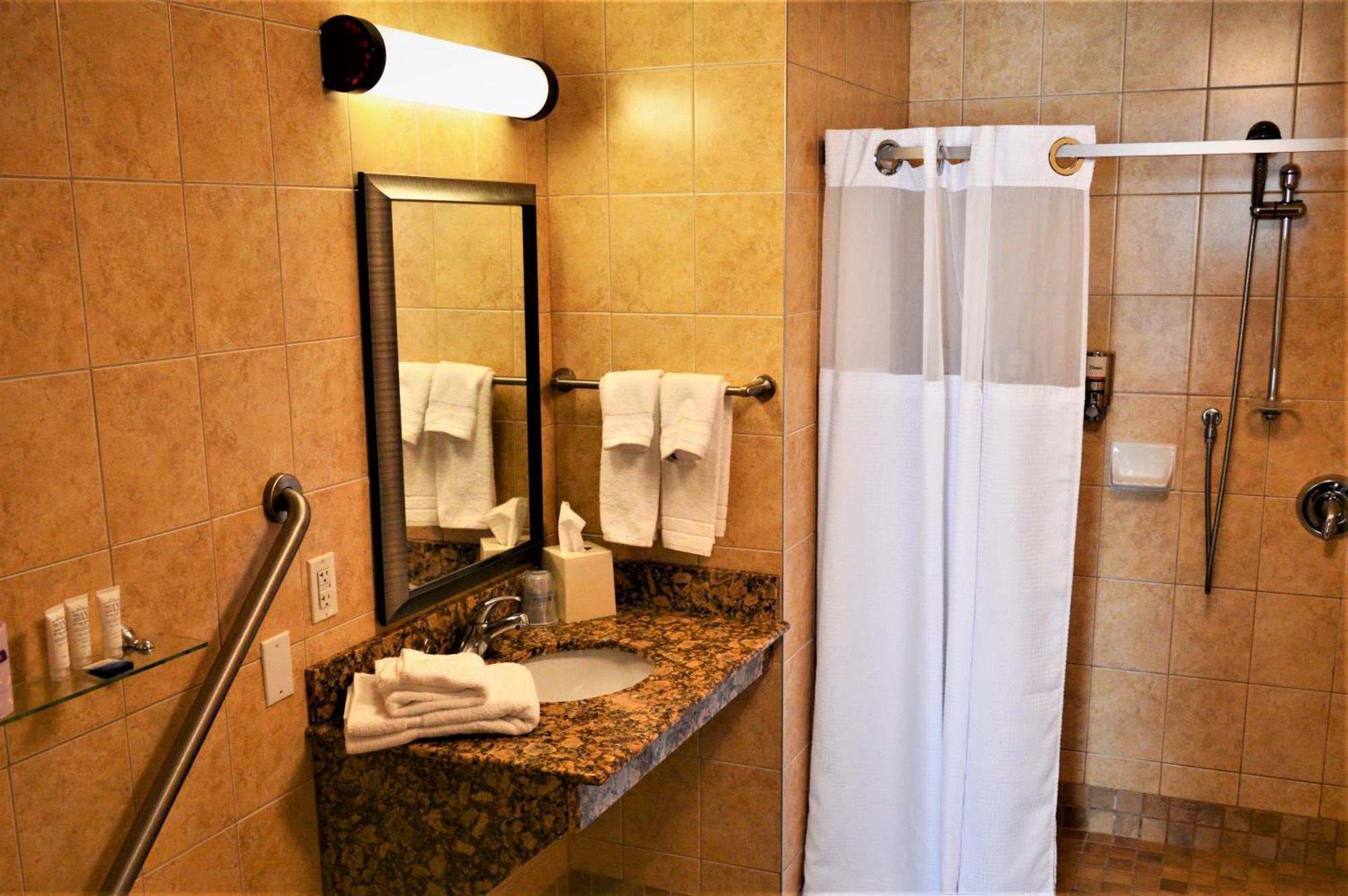 Hotel Hotel, Trademark Collection By Wyndham *