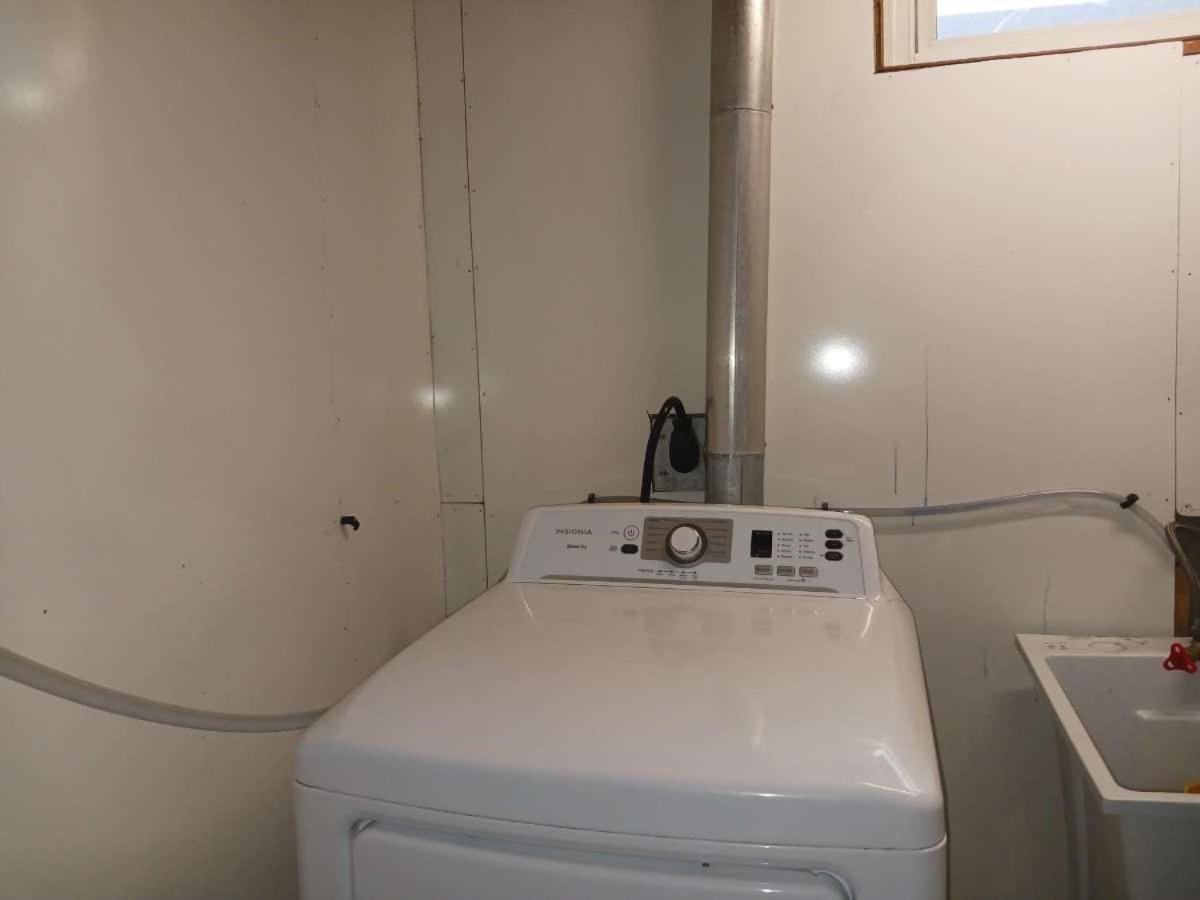 Budget In Heart Of Waterloo-free Wifi-parking