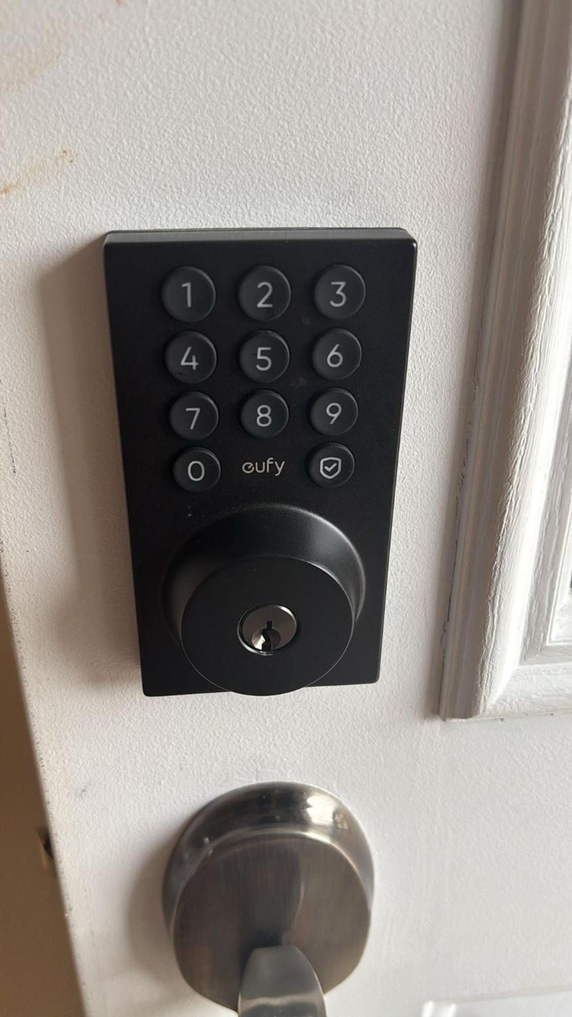 Budget In Heart Of Waterloo-free Wifi-parking