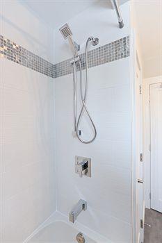 Boardwalk Homes - Executive Guest & Townhomes Hotel Waterloo