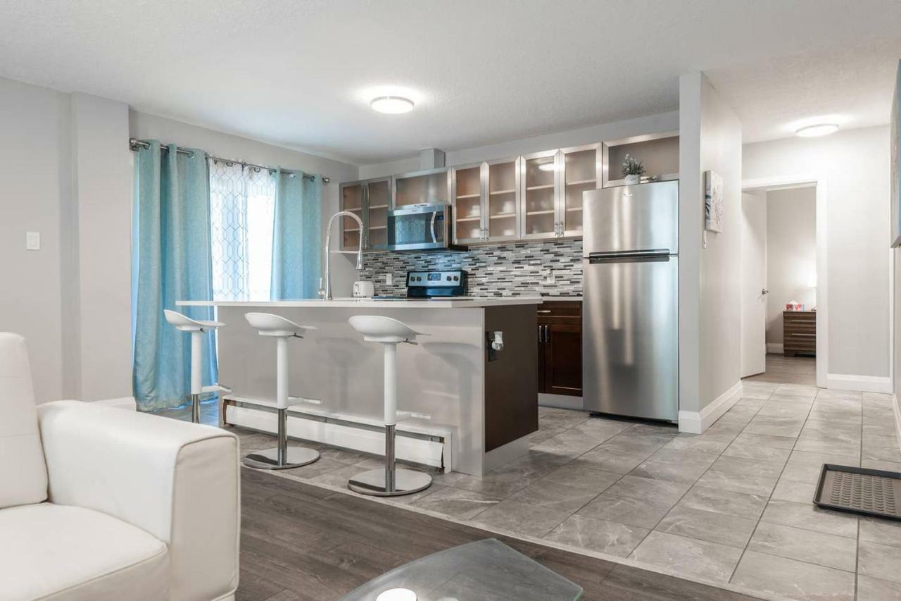 Apartment Entire 2 Bedroom Uptown - E2 Waterloo