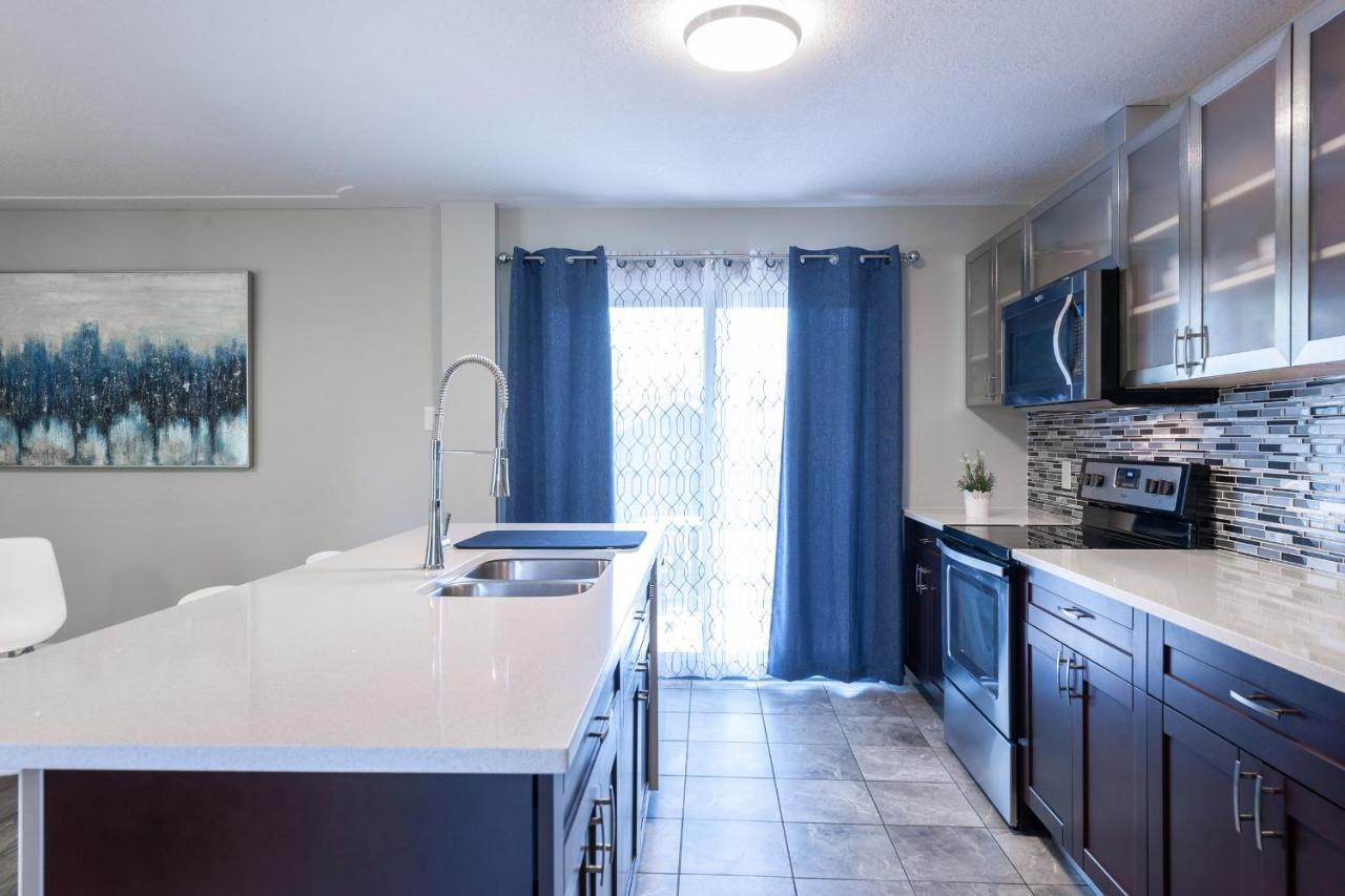 Apartment Entire 2 Bedroom Uptown - E3