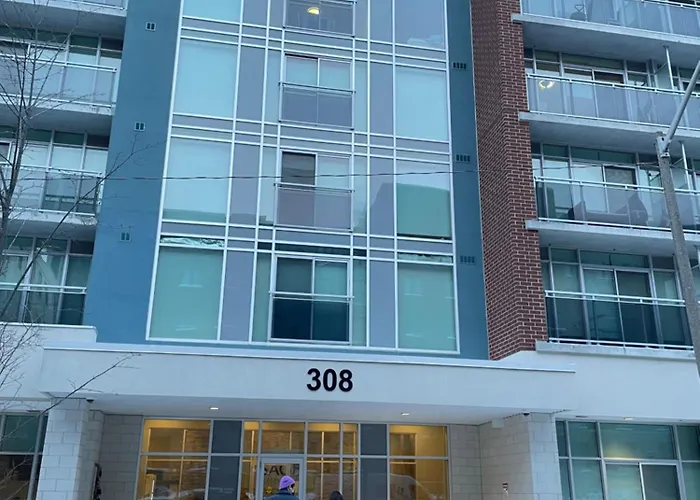1-Bedroom Condo Near University Of Waterloo