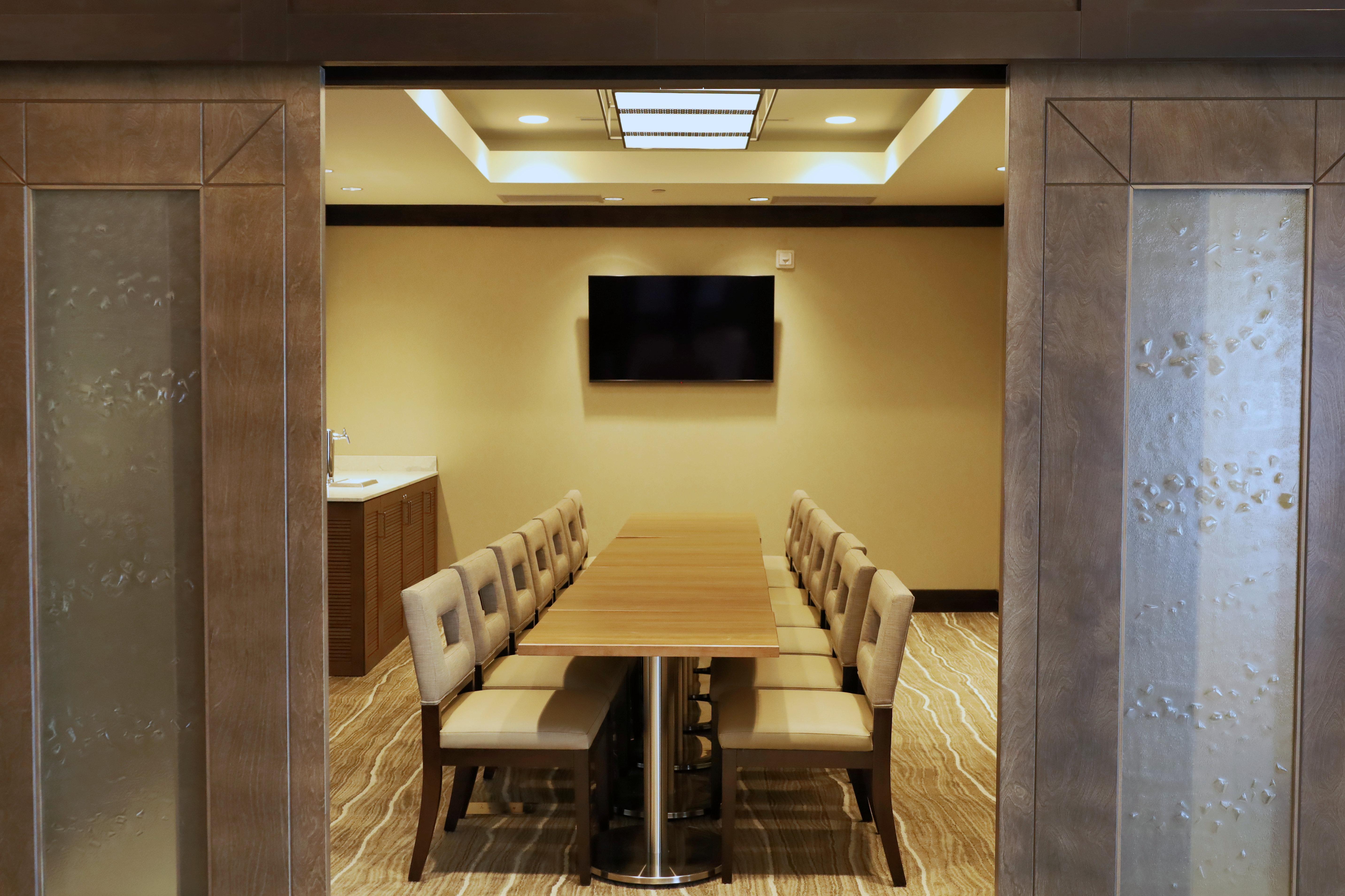 Staybridge - - St. Jacobs Area Hotel